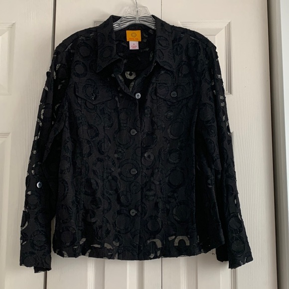 Ruby Rd. Black lace button up top. Size 16. NWOT - Picture 1 of 10